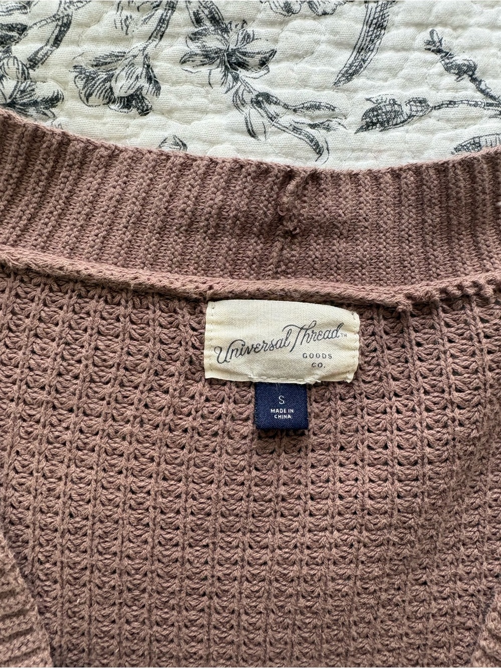 Universal Threads Mauve Cardi - Picture 3 of 4